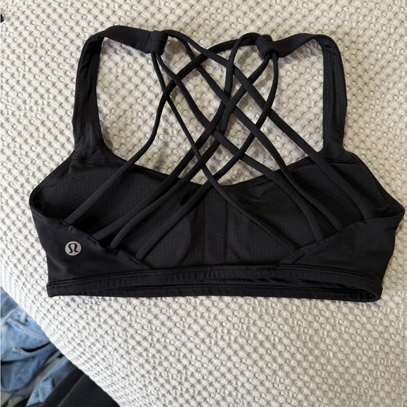 Lululemon Free to Be Wild Sports Bra – Black | Size 6 - Picture 2 of 3